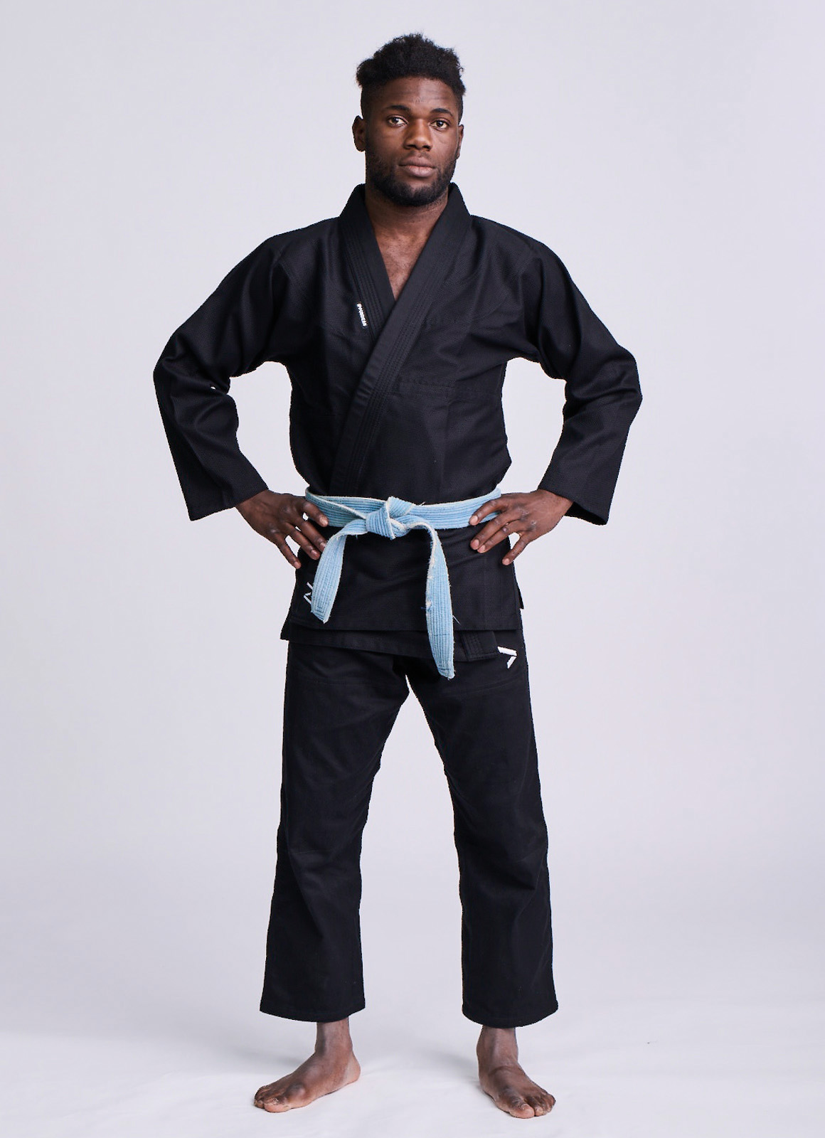 BJJ kimona pro začínající dospělé zápasníky.